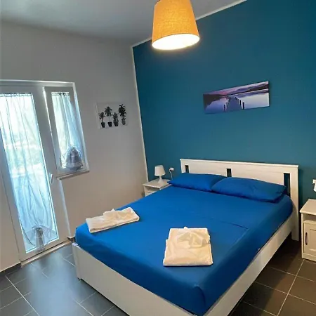 A 100 Passi Dal Mare Bed and Breakfast