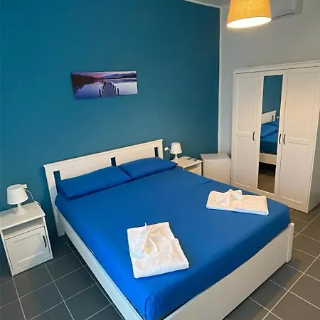 Bed and Breakfast A 100 Passi Dal Mare 3*