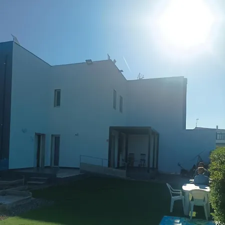 Bed & Breakfast A 100 Passi Dal Mare