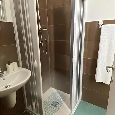 A 100 Passi Dal Mare B&B