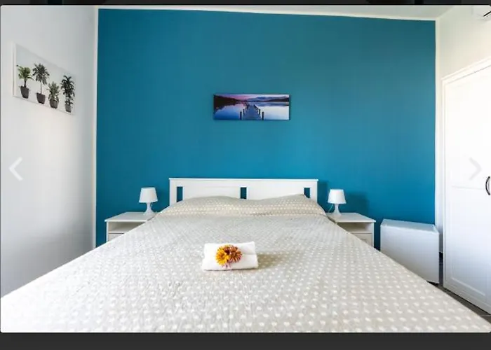 Bed and breakfast A 100 Passi Dal Mare 3*